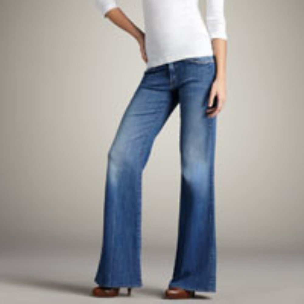Mother Wilder low rise bootcut flare jeans medium kitty fading distressed 31